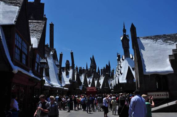 A vila nevada do Harry Potter, no parque da Universal, em Orlando, na Flórida - Estados Unidos